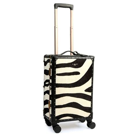 Best Luggage For International Travel: Buy From Our Top 11 Picks