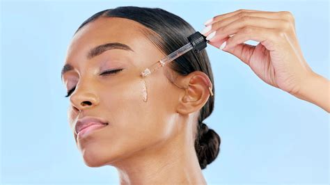 Does Niacinamide Help with Acne? All FAQs Answered