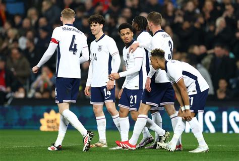 Arsenal's Ethan Nwaneri has a signature goal already at age 18 - The ...