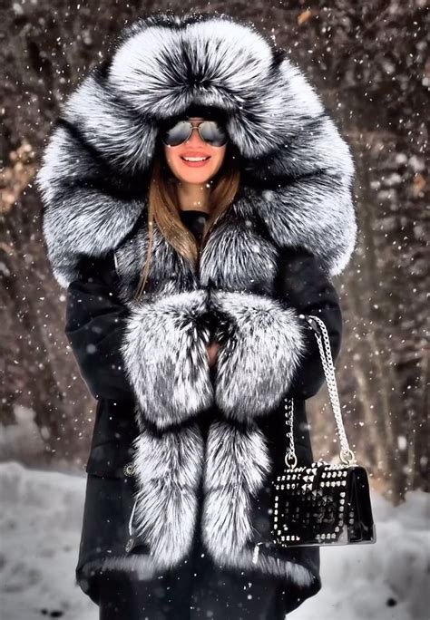 Women's Winter Warm Fur Coat With Hood | Faux fur hooded coat, Warm fur ...