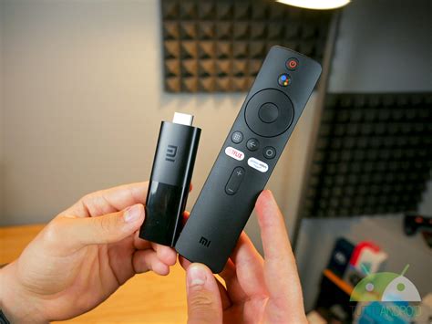 Xiaomi Mi TV Stick è un gadget economico e perfetto per le vacanze