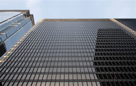 Everett McKinley Dirksen U.S. Courthouse: History, Architecture, and Facts