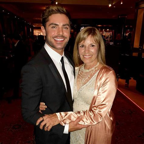 Inside Zac Efron's Family, Including Sister Olivia and Brother Dylan ...