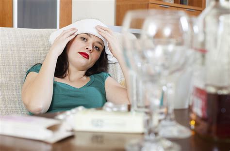 Los mejores consejos para combatir la resaca después de fin de año ...