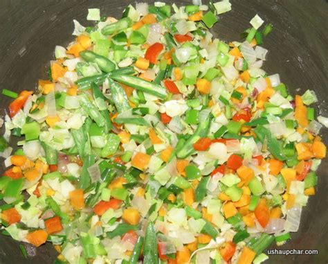 Usha Upchar » Veg Schezwan Fried Rice