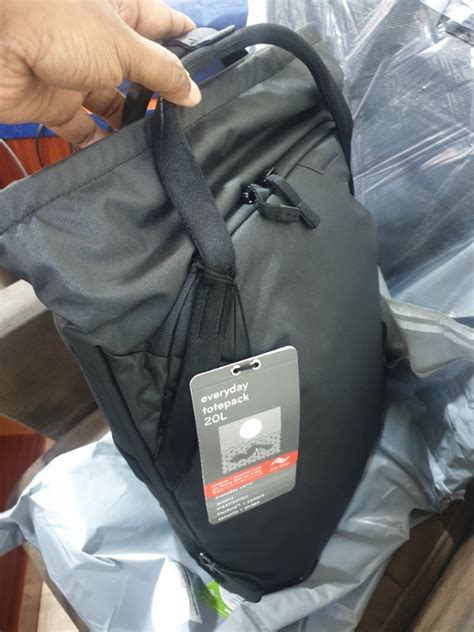 Buy Peak Design Everyday Tote v2 - 20L at Lowest Price