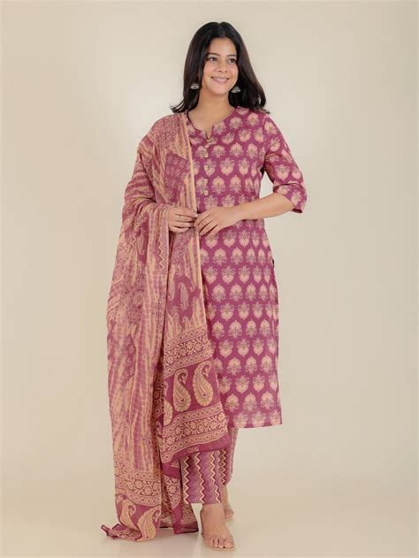 Buy Burnt Pink Floral A-line Soft Cotton Kurta Set TP1443T | Aramya