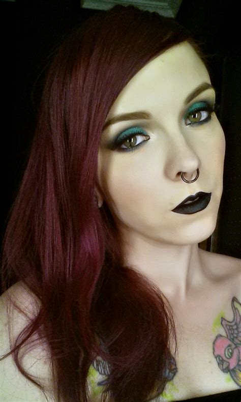 Emerald - Eva Q Makeup