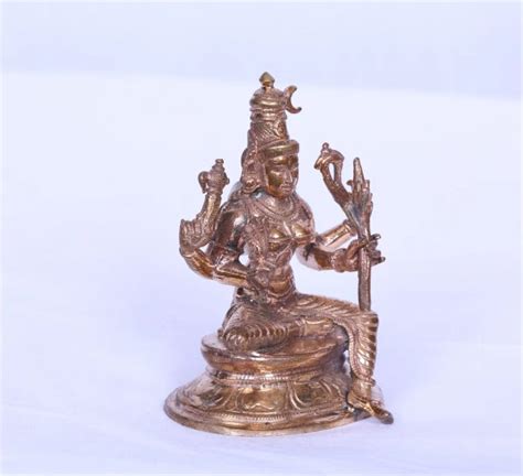 Statue – Sri Swaminathan & Co