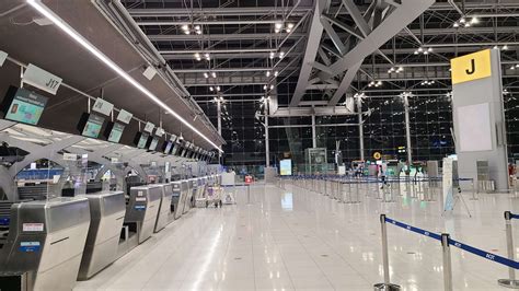 Tokyo Airport Comparison Guide: the Difference between Haneda Airport ...