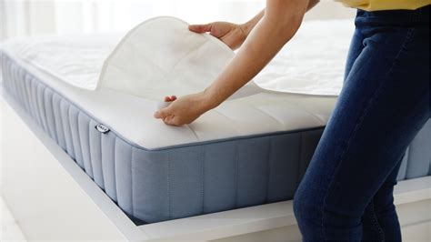 Buy waterproof mattresses protector online in India - IKEA