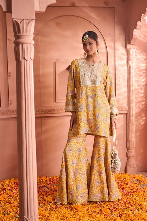 Elizey Paisley Embroidered Sharara Set - Yellow – Tasuvure X MW