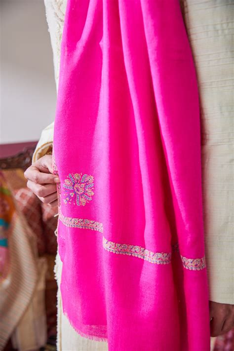 Shaza Life - Best Shawl Online | Stoles | Mufflers - Buy Online – shaza ...