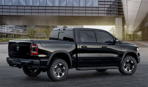 2022 Ram 1500 Laramie G/T, Rebel G/T Boast TRX Parts, V8 Mild-Hybrid Power - autoevolution