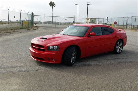 2007 Dodge Charger SRT8: What's It Like to Live With? | Edmunds
