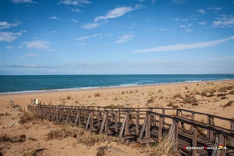 https://naturalezayviajes.com/wp-content/uploads/2020/06/playa-enebrales-punta-umbria-huelva-8.jpg