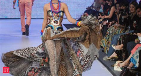 Pakistan Design Council Fashion Week - | The Economic Times