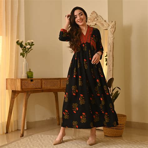 Buy Gulbagh Black V Neck Dress | Rustorange