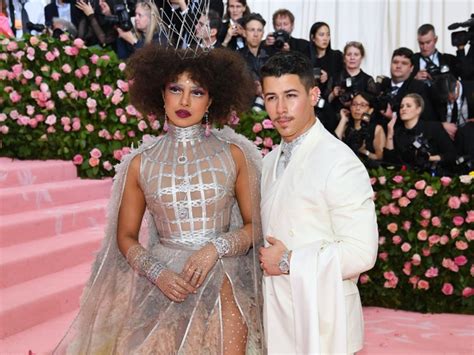 Priyanka Chopra And Nick Jonas Win Best Dressed Of The Year 2019 ...