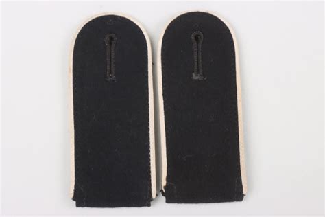 ratisbon's | Early Waffen-SS EM infantry shoulder straps | DISCOVER ...