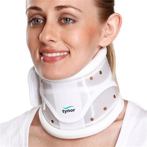 Tynor B03 Cervical Collar Soft with Support – The Health Store