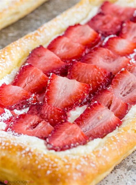 chocolate banana puff pastry