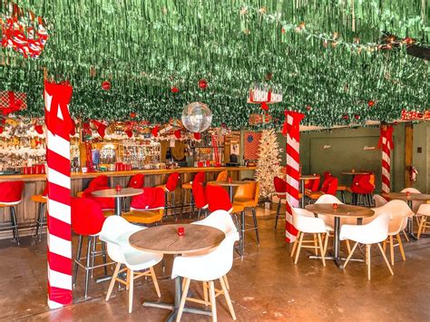 This christmas miracle pop up bar in houston is like visiting santa’s ...