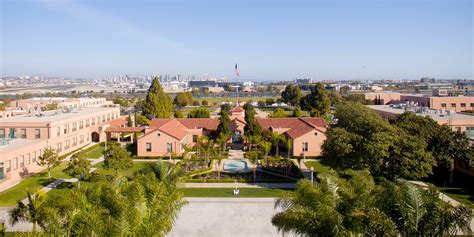 Learn JavaScript at Treehouse Academy 的图像结果