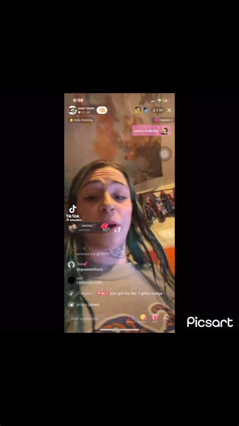 𝐥𝐞𝐬𝐛𝐢𝐚𝐧 𝐭𝐢𝐤 𝐭𝐨𝐤 𝐭𝐞𝐚 𝐫𝐨𝐨𝐦 ☕️. | kayla j on live talking about gus weathers | Instagram