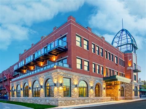 Shop | Stillwater MN Hotel