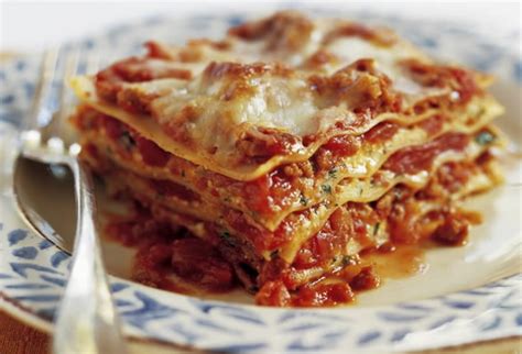 Lasagne alla bolognese   (2.1/5)
