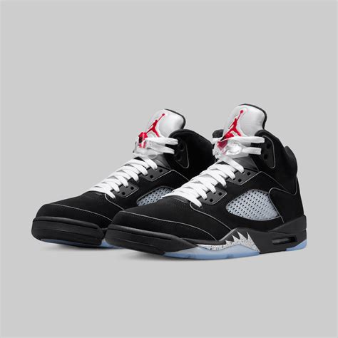 Air Jordan 5 Retro OG "Black Metallic Reimagined" - LOADED