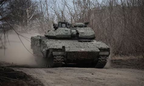 Ukraine's top commander says Russia aims to capture Chasiv Yar by May 9