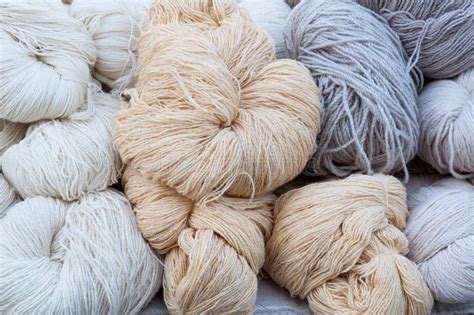 Woolen Thread Animals 的图像结果