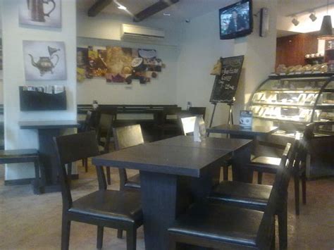 BRU WORLD CAFÉ, Mumbai - I.C. Colony - Restaurant Reviews, Phone Number ...