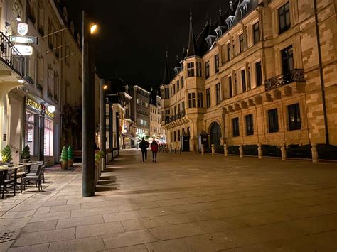 [100+] Night Mode Wallpapers | Wallpapers.com