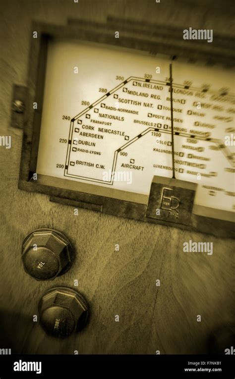 Radio Set 的图像结果