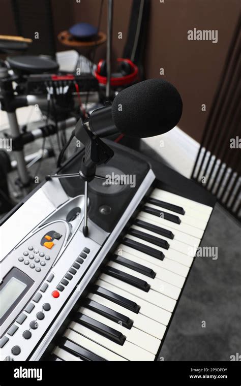 Synthesizer Music 的图像结果