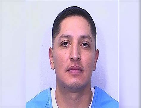 Escaped California inmate wanted for killing Mexican police commander ...
