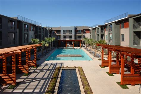 The Avery on Southwestern Apartments | DFW Apartment Nerdz