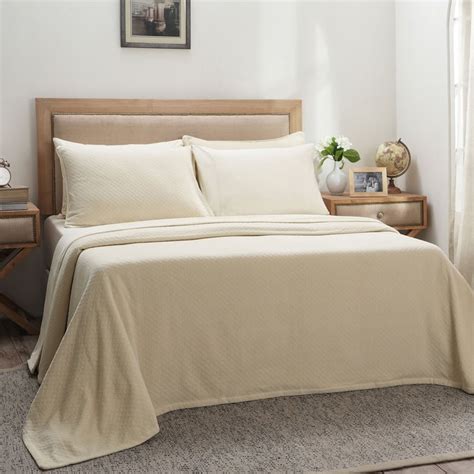Buy MASPAR Blaize Cotton Quilted Double Bed Cover from Maspar at just ...