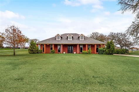 5452 New Hope Rd, Aubrey, TX 76227 | Trulia