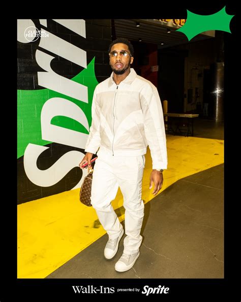 Cavs vs Mavericks Through the Lens