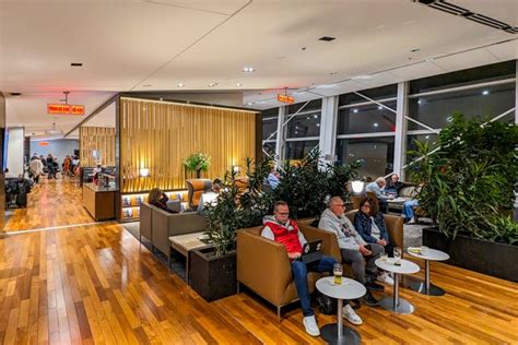 Air Canada Business Class 的图像结果