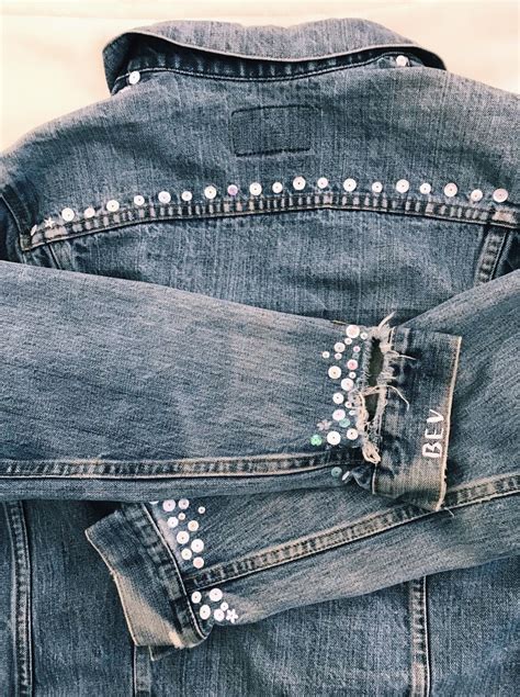 How to create a crystal embellished denim jacket – Artofit