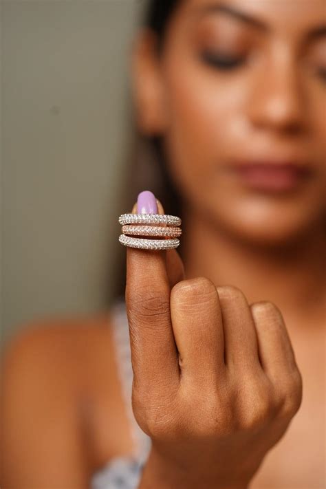 Simple Clustered Diamond Band Ring