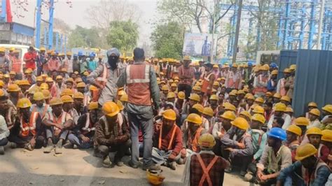 Workers Protest at NTPC Singrauli Power Plant Against BHEL Over ...
