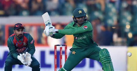 Shoaib Malik’s half-century steers Pakistan to five-wicket win over ...