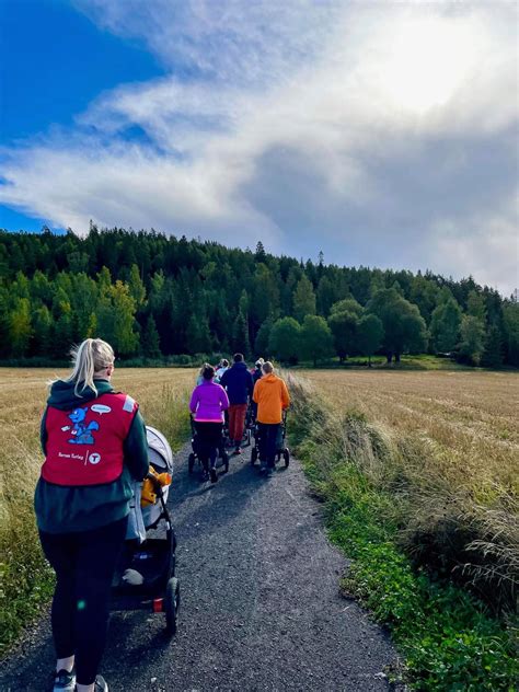 Trilletur Fjellhamar torg , Lørenskog hus, Kjeller, 16 September 2025 ...