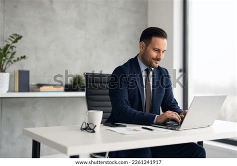 Handsome Business Men 的图像结果